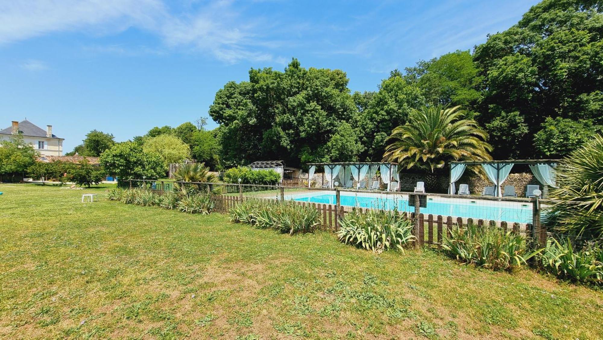 Saint-Just-Luzac Domaine De Rochebonne 빌라 외부 사진